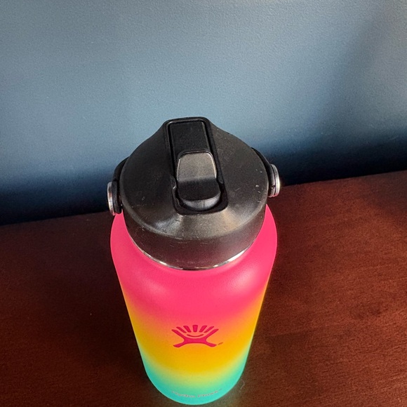 Hydro Flask 32oz Waterbottle - Vibrant Pink, Yellow, Aqua - Picture 5 of 10